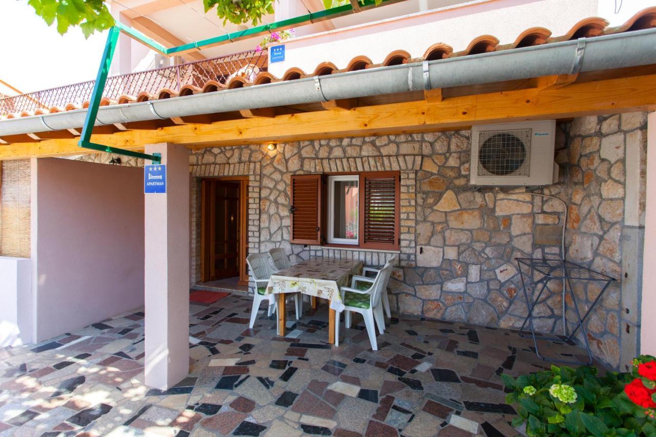 Apartman Budimir Cres Exterior foto